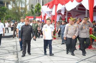  Perkuat Kamtibmas, Gubernur Syamsuar Dukung Polda Bentuk Polisi RW di Riau